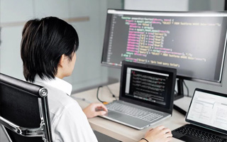 宝鸡 ,php声明和调用变量的符号是什么？